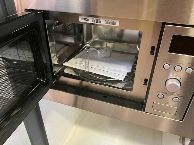 Ignis amt120ix inbouw magnetron - afbeelding 2 van  3