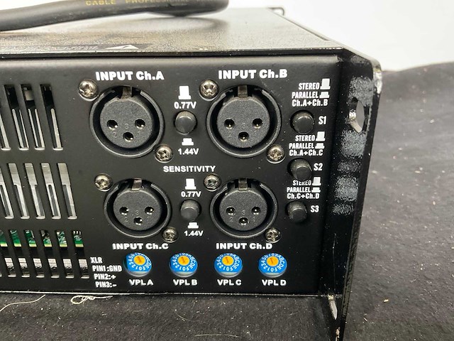 Ihos amp d 4004 versterker - afbeelding 5 van  6