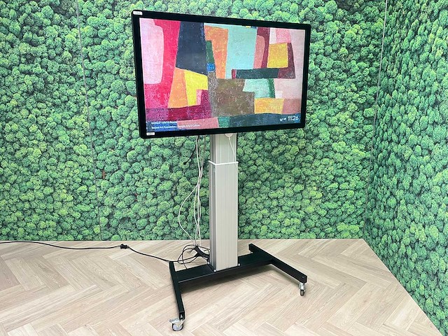 Iiyama - prolite 55" monitor met elektrisch statief - afbeelding 1 van  7