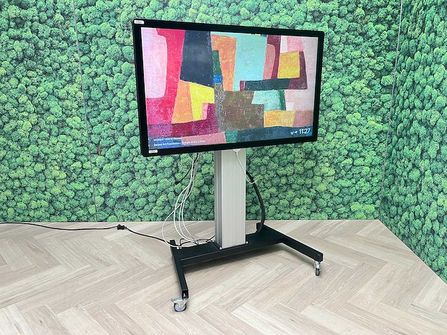 Iiyama - prolite 55" monitor met elektrisch statief - afbeelding 2 van  7