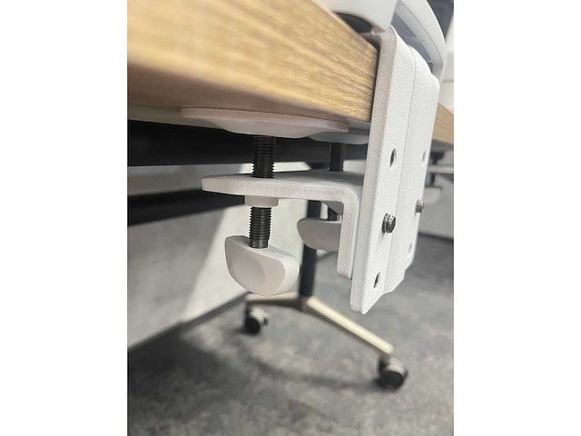 Iiyama/ ergotron - 27" pc set - hdmi, dvi, vga - afbeelding 9 van  17