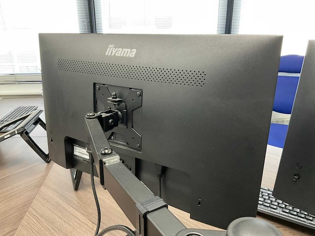 Iiyama g-master | black hawk | g2440hsu 24” monitor (2x) - afbeelding 7 van  9