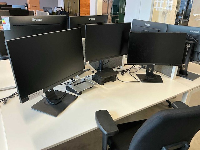 Iiyama / msi monitor (3x) - afbeelding 1 van  6