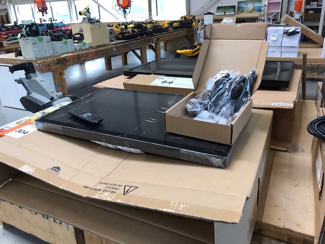 Iiyama pro-lit 3222-mc monitor 31,5 inch - afbeelding 1 van  4