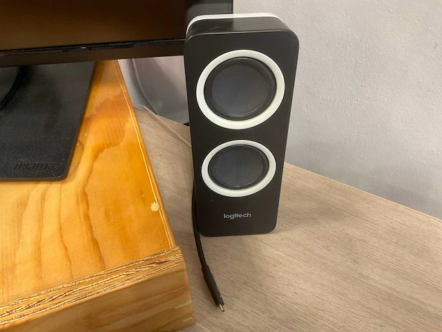 Iiyama prolite monitor (2x) - afbeelding 3 van  5