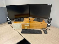 Iiyama prolite monitor (2x)
