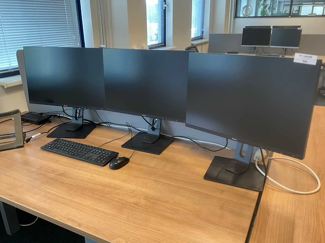 Iiyama prolite monitor (3x) - afbeelding 1 van  6