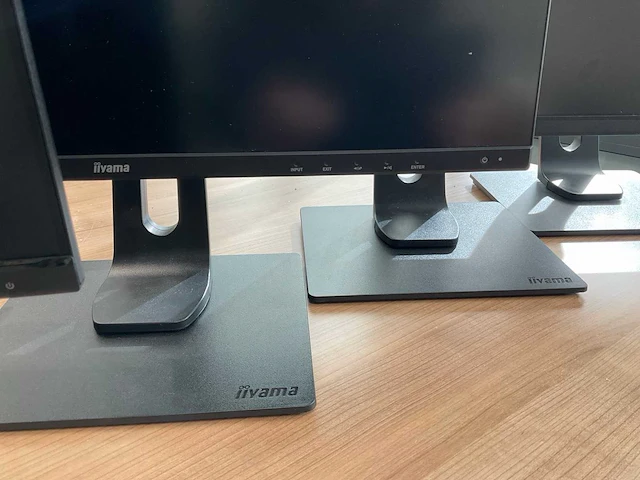 Iiyama prolite monitor (4x) - afbeelding 5 van  13
