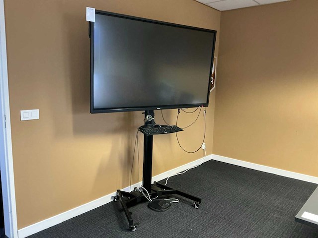 Iiyama prolite te6503u 65” touchscreen monitor - afbeelding 1 van  8