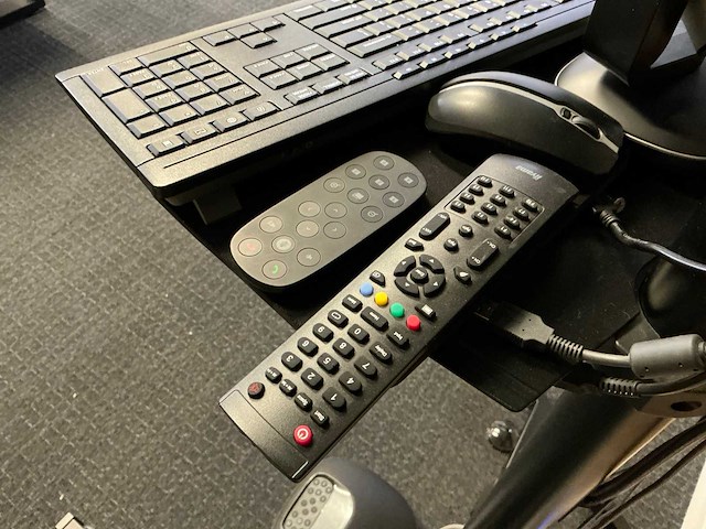 Iiyama prolite te6503u 65” touchscreen monitor - afbeelding 7 van  8