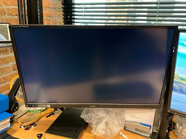 Iiyama prolite x82783hsu monitor (2x) - afbeelding 2 van  2