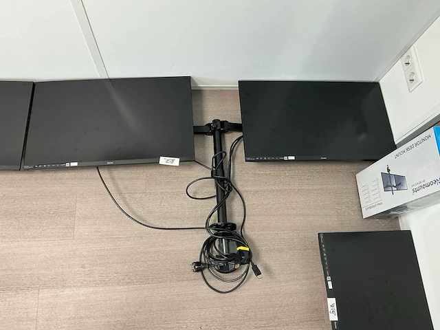 Iiyama prolite xub2796hsu monitor (2x) - afbeelding 1 van  4