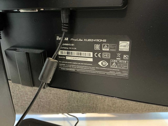 Iiyama / samsung 24 inch monitor (2x) - afbeelding 5 van  5