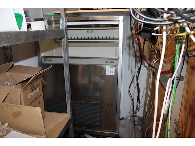 Ijsblokjes machine brema rvs onderstel, totale afm. 74 x 60 x 150 cm. - afbeelding 1 van  2