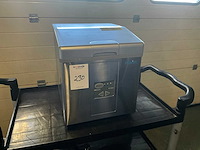 Ijsblokjesmachine - afbeelding 1 van  8