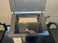 Ijsblokjesmachine - afbeelding 7 van  8