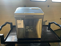 Ijsblokjesmachine - afbeelding 3 van  8