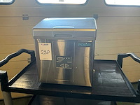 Ijsblokjesmachine - afbeelding 2 van  8