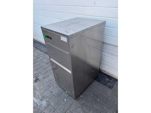 Ijsblokjesmachine - afbeelding 1 van  1