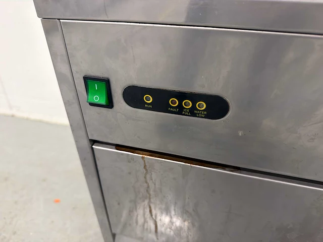 Ijsblokjesmachine - afbeelding 4 van  5