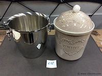 Ijsemmer + - afbeelding 1 van  2