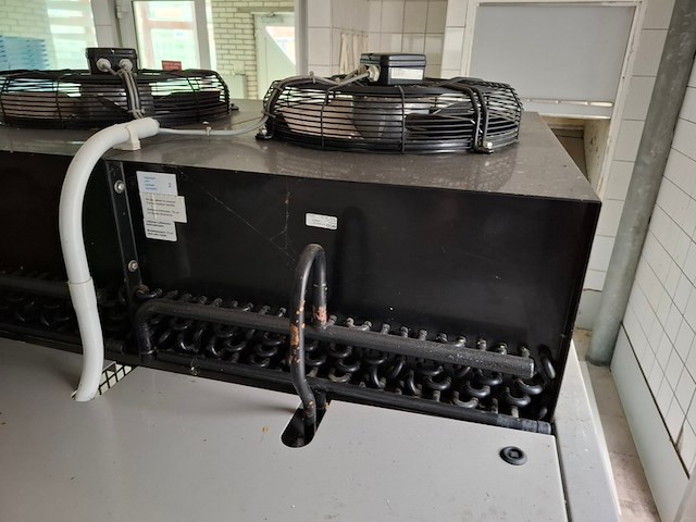 Ijsmachine ziegra, machine nummer 9745cl-72a-095000 - afbeelding 13 van  13