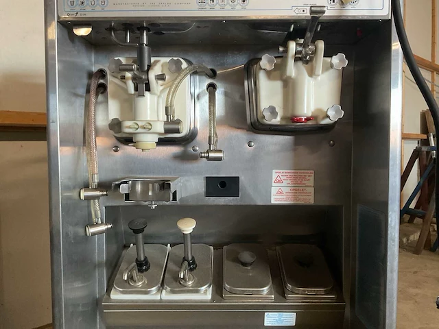 Ijsmachine - afbeelding 2 van  9