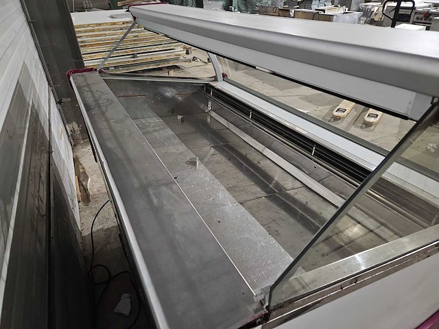 Ijsvitrine - afbeelding 3 van  3