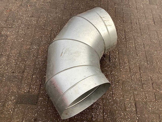 Ijzere buis - afbeelding 3 van  3