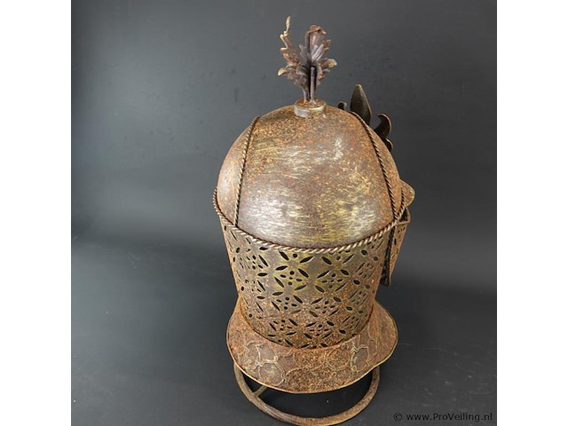 Ijzeren harnashelm - afbeelding 4 van  5