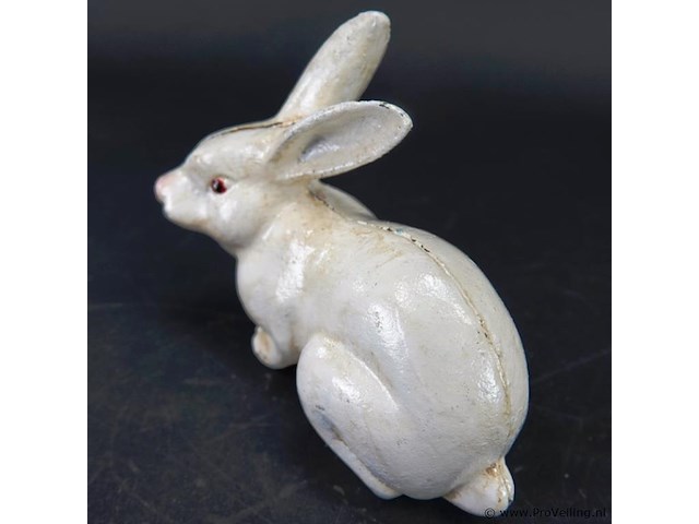 Ijzeren konijn - afbeelding 3 van  5