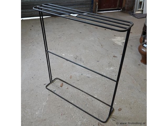 Ijzeren plantenrek - afbeelding 1 van  5