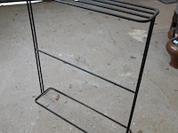 Ijzeren plantenrek - afbeelding 1 van  5