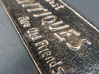 Ijzeren plaque the best antiques - afbeelding 3 van  5