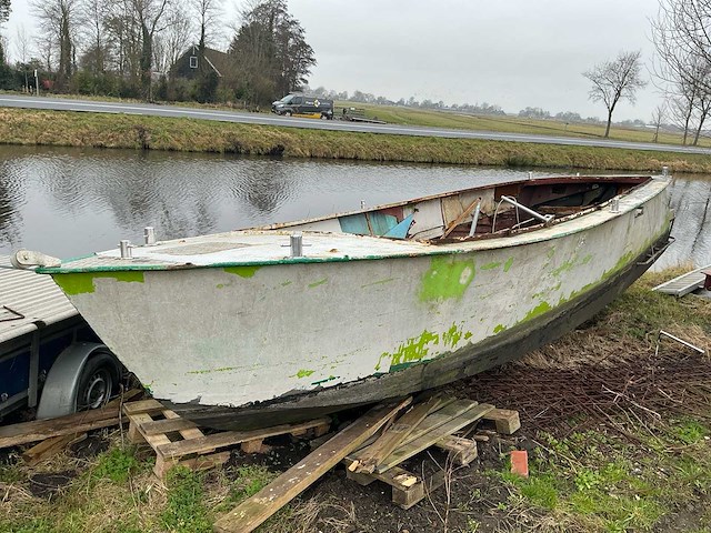 Ijzeren project sloep - afbeelding 1 van  14