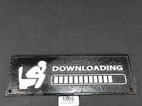 Ijzeren schild downloading - afbeelding 1 van  5