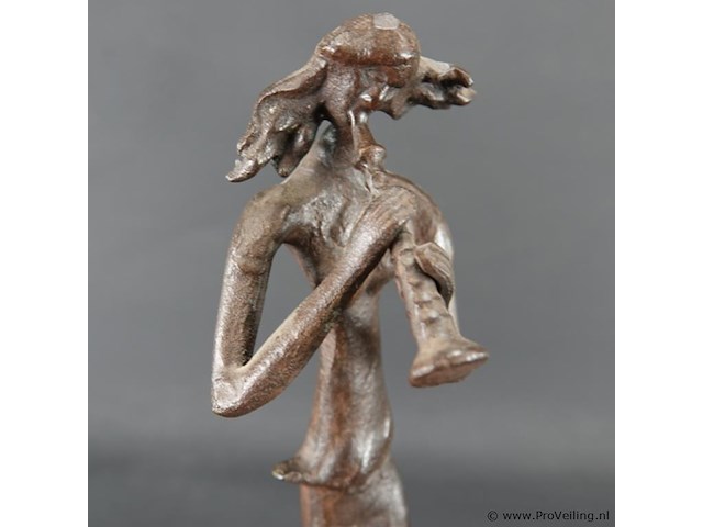 Ijzeren sculptuur muzikante - afbeelding 3 van  5