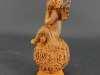 Ijzeren 'sorella' engel beeldje met roestpatina - afbeelding 2 van  5