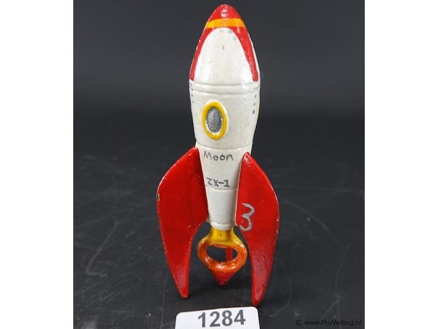Ijzeren toscano retro rocket ship flessenopener - afbeelding 1 van  5
