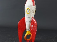 Ijzeren toscano retro rocket ship flessenopener - afbeelding 3 van  5