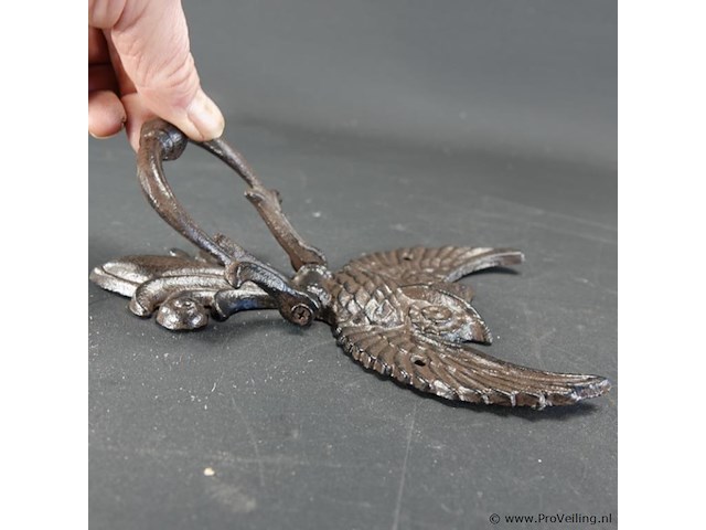 Ijzeren uil als deurklopper - afbeelding 4 van  5