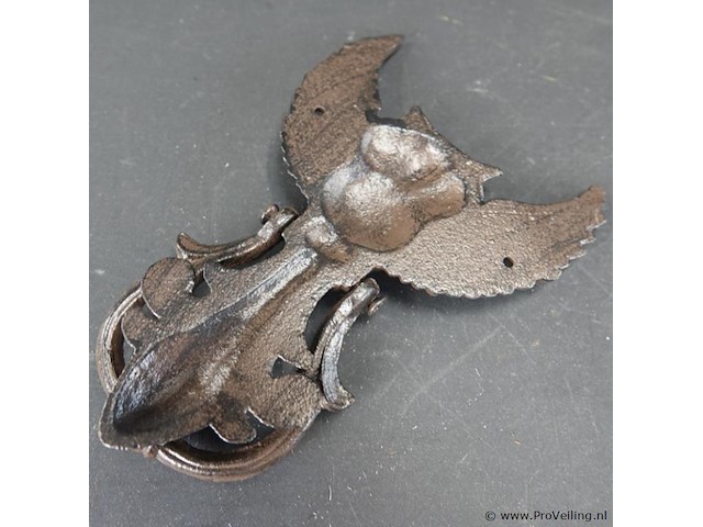 Ijzeren uil als deurklopper - afbeelding 5 van  5