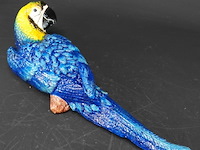 Ijzeren wanddecoratie in de vorm een blauw-gele ara - afbeelding 3 van  5