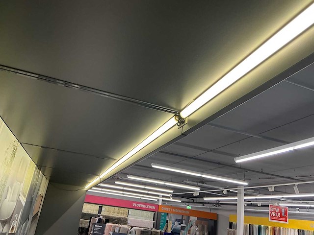 Ijzeren wandstelling - afbeelding 7 van  8