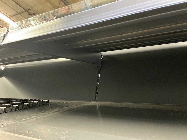 Ijzeren winkelstelling - afbeelding 2 van  17