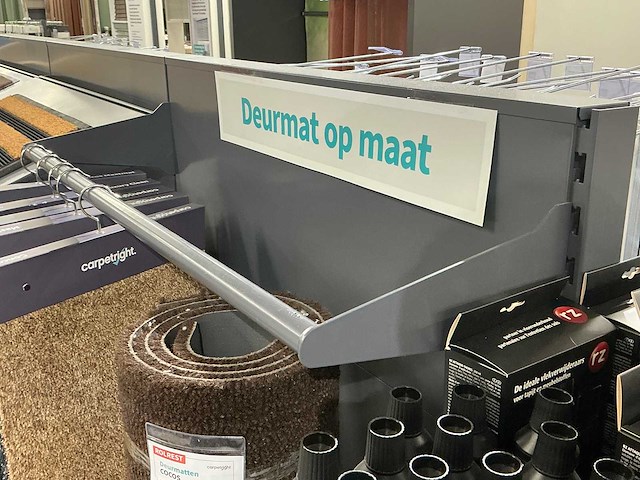 Ijzeren winkelstelling - afbeelding 16 van  17