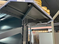 Ijzeren winkelstelling - afbeelding 16 van  18