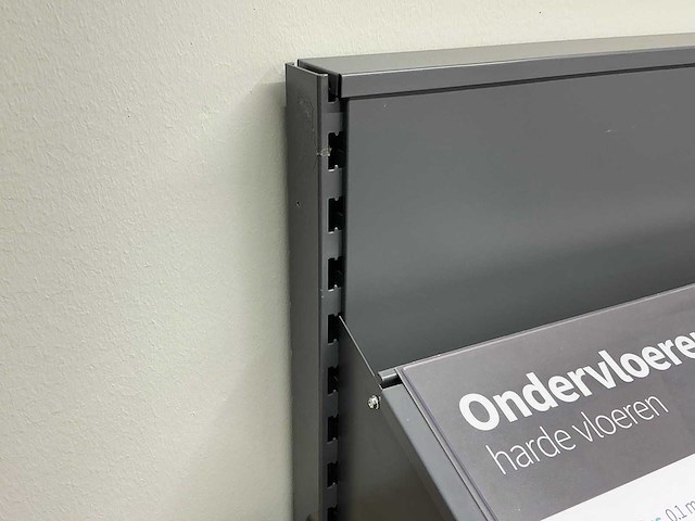 Ijzeren winkelstelling - afbeelding 3 van  16