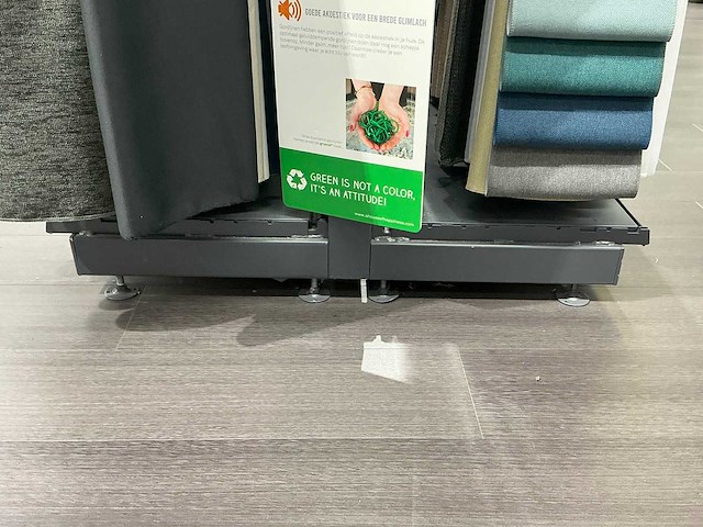 Ijzeren winkelstelling - afbeelding 7 van  16