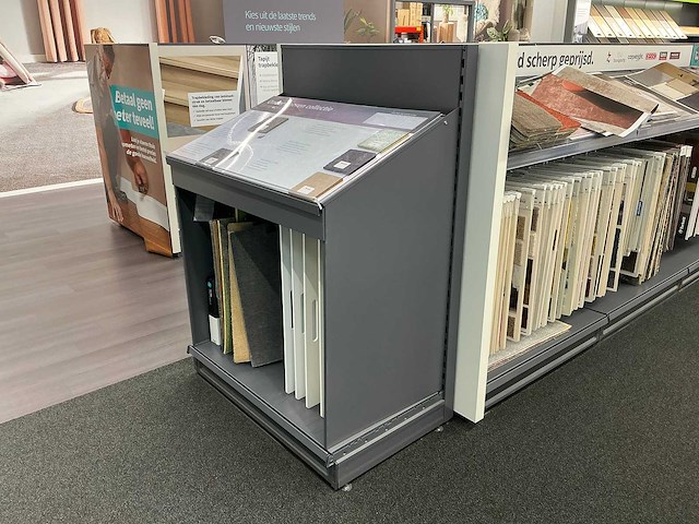 Ijzeren winkelstelling - afbeelding 10 van  16